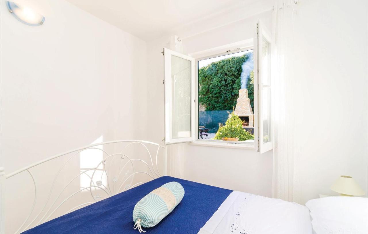 2 Bedroom Cozy Apartment In Klek Exterior photo